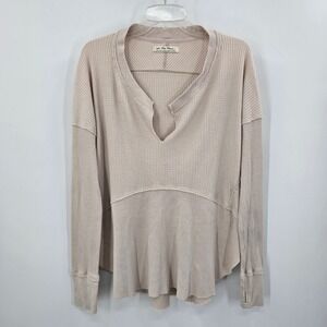 Free People We The Free Tan Waffle Knit Thermal womens Top Split V-Neck Small